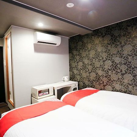 One More Heart At Nijojo 1 Hotel Kyoto Bagian luar foto